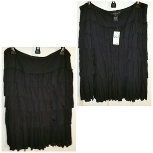 Women's Grace Elements  black skirt size XL